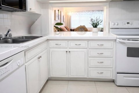 Copropriété à vendre à Hallandale Beach, Floride: 1 chambre, 71.53 m2 № 2154978 - photo 20