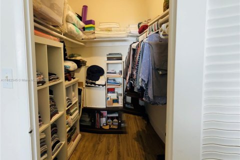 Copropriété à louer à North Bay Village, Floride: 1 chambre, 75.9 m2 № 1932248 - photo 5