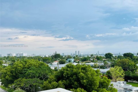 Copropriété à louer à North Bay Village, Floride: 1 chambre, 75.9 m2 № 1932248 - photo 8