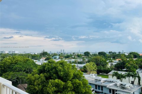 Copropriété à louer à North Bay Village, Floride: 1 chambre, 75.9 m2 № 1932248 - photo 7
