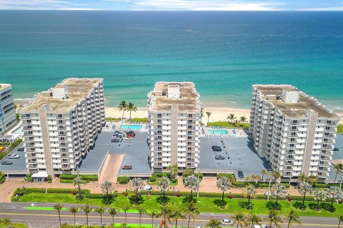 Condo in Highland Beach, Florida, 1 bedroom  № 2261260 - photo 2