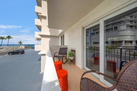Condo in Highland Beach, Florida, 1 bedroom  № 2261260 - photo 27