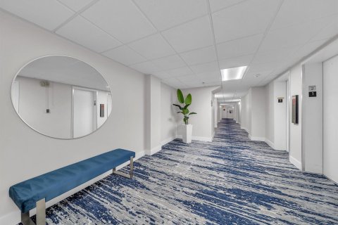 Condo in Highland Beach, Florida, 1 bedroom  № 2261260 - photo 6
