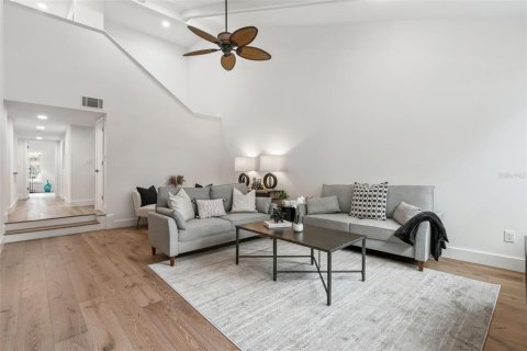 Condo in Maitland, Florida, 3 bedrooms № 2139059 - photo 6