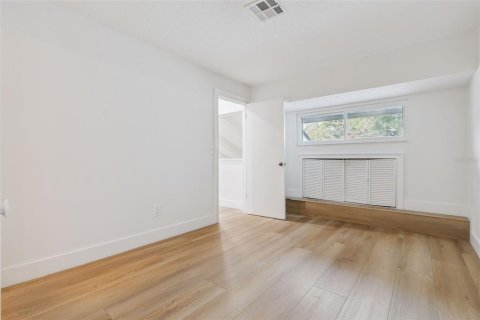 Condo in Maitland, Florida, 3 bedrooms № 2139059 - photo 16