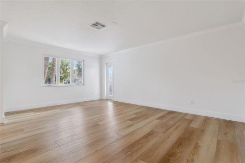 Condo in Maitland, Florida, 3 bedrooms № 2139059 - photo 21