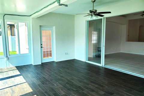 Casa en alquiler en Wesley Chapel, Florida, 4 dormitorios, 213.68 m2 № 2094710 - foto 24