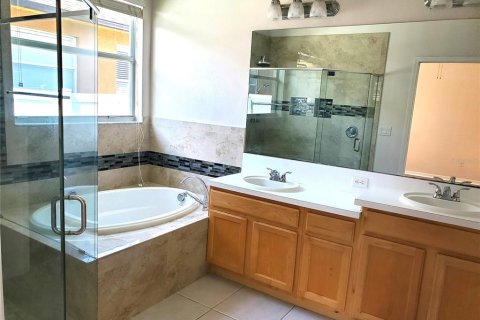 Casa en alquiler en Wesley Chapel, Florida, 4 dormitorios, 213.68 m2 № 2094710 - foto 18