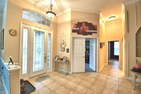 House in Winter Haven, Florida 4 bedrooms, 236.9 sq.m. № 1529221 - photo 4