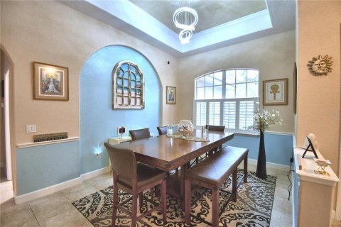 House in Winter Haven, Florida 4 bedrooms, 236.9 sq.m. № 1529221 - photo 9