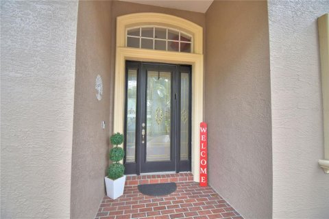 House in Winter Haven, Florida 4 bedrooms, 236.9 sq.m. № 1529221 - photo 3
