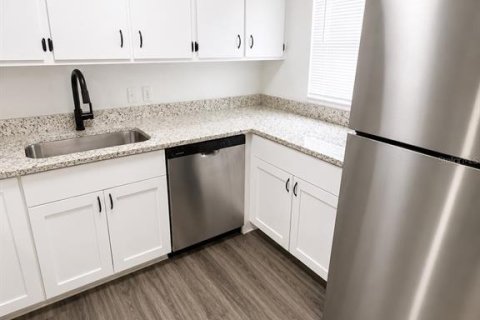 Touwnhouse à louer à Ocala, Floride: 2 chambres, 111.48 m2 № 2150532 - photo 5