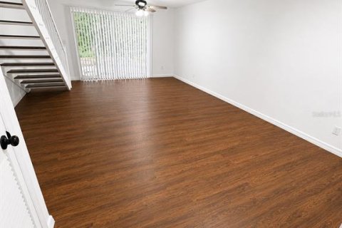 Touwnhouse à louer à Ocala, Floride: 2 chambres, 111.48 m2 № 2150532 - photo 6