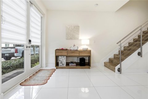 Купить таунхаус в Дорал, Флорида 4 спальни, 221.01м2, № 1984153 - фото 10