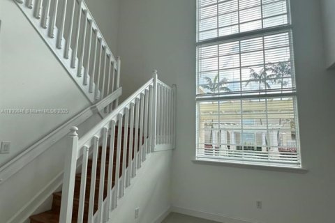 Townhouse in Doral, Florida 2 bedrooms, 138.52 sq.m. № 1952490 - photo 29