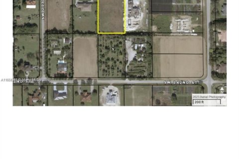 Terreno en venta en Homestead, Florida № 1864022 - foto 1