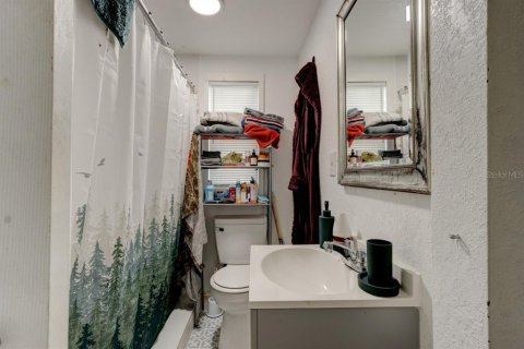 Immobilier commercial à vendre à Daytona Beach, Floride: 5 chambres, 179.3 m2 № 2151014 - photo 7
