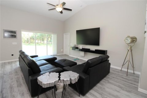 Casa en venta en North Port, Florida, 3 dormitorios, 139.91 m2 № 2378260 - foto 10