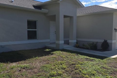 Casa en venta en North Port, Florida, 3 dormitorios, 139.91 m2 № 2378260 - foto 3