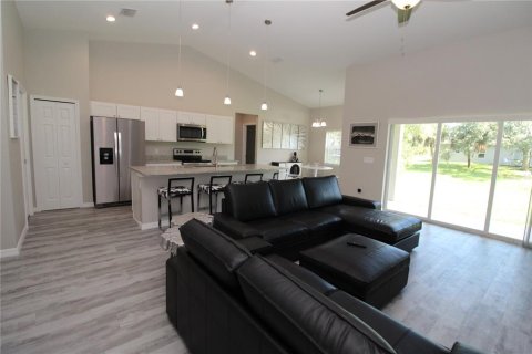 Casa en venta en North Port, Florida, 3 dormitorios, 139.91 m2 № 2378260 - foto 8
