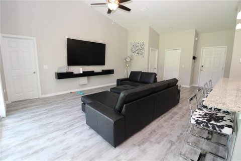 Casa en venta en North Port, Florida, 3 dormitorios, 139.91 m2 № 2378260 - foto 9