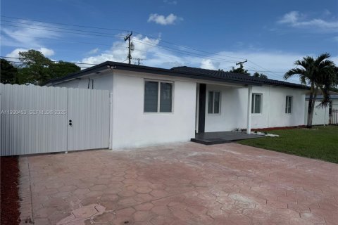 Купить виллу или дом в Майами, Флорида 5 спален, № 2065269 - фото 6