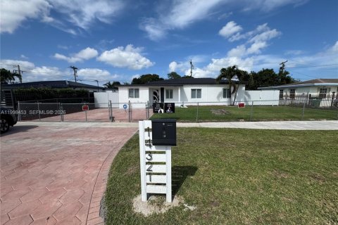 Купить виллу или дом в Майами, Флорида 5 спален, № 2065269 - фото 7