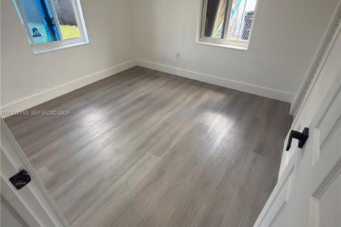 Купить виллу или дом в Майами, Флорида 5 спален, № 2065269 - фото 11