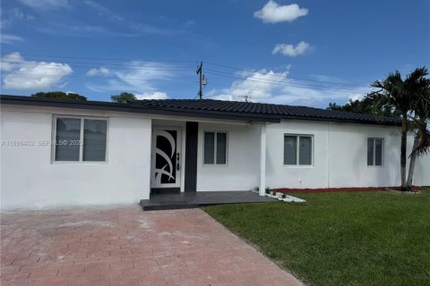 Купить виллу или дом в Майами, Флорида 5 спален, № 2065269 - фото 3