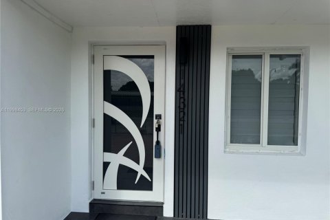 Купить виллу или дом в Майами, Флорида 5 спален, № 2065269 - фото 4