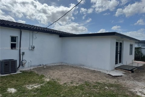 Купить виллу или дом в Майами, Флорида 5 спален, № 2065269 - фото 18