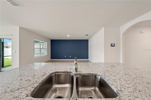 Casa en venta en Kissimmee, Florida, 3 dormitorios, 155.7 m2 № 1907476 - foto 29