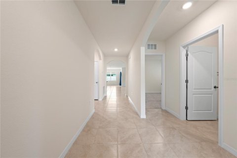 Casa en venta en Kissimmee, Florida, 3 dormitorios, 155.7 m2 № 1907476 - foto 4