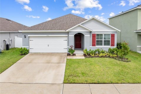 Casa en venta en Kissimmee, Florida, 3 dormitorios, 155.7 m2 № 1907476 - foto 2