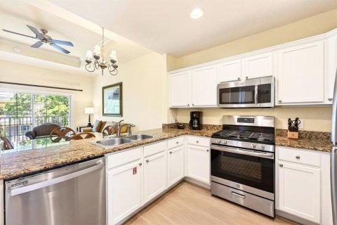 Condo in Four Corners, Florida, 3 bedrooms  № 2145602 - photo 13