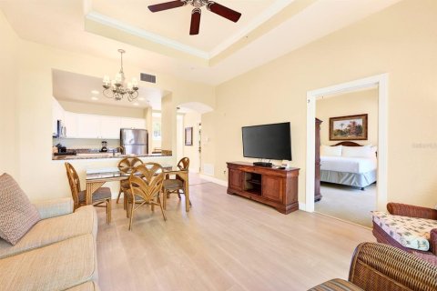 Condo in Four Corners, Florida, 3 bedrooms  № 2145602 - photo 17