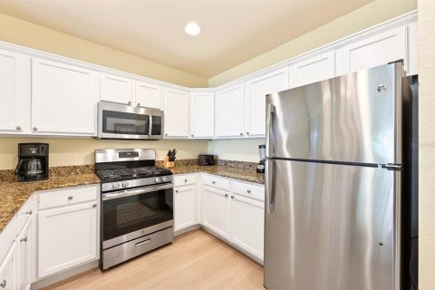 Condo in Four Corners, Florida, 3 bedrooms  № 2145602 - photo 14