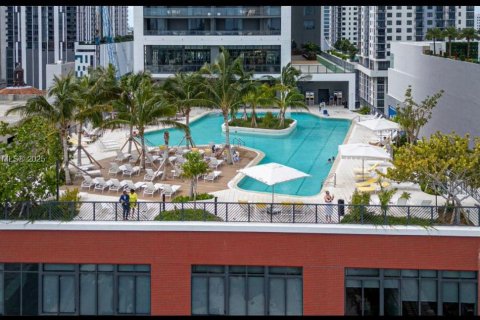 Copropriété à vendre à Miami, Floride: 34.1 m2 № 1832302 - photo 4