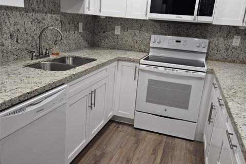 Condominio en venta en Miami, Florida, 3 dormitorios, 161.37 m2 № 1727149 - foto 5