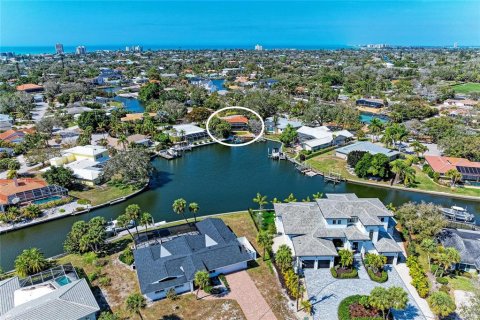Casa en venta en Sarasota, Florida, 3 dormitorios, 166.11 m2 № 2149503 - foto 2