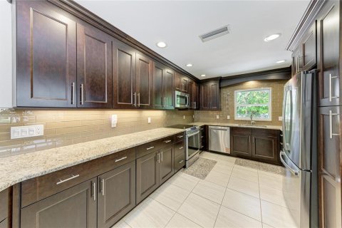 Casa en venta en Sarasota, Florida, 3 dormitorios, 166.11 m2 № 2149503 - foto 18