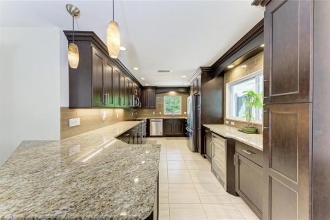 Casa en venta en Sarasota, Florida, 3 dormitorios, 166.11 m2 № 2149503 - foto 17