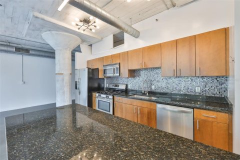 Condo in Tampa, Florida, 1 bedroom  № 1767085 - photo 28