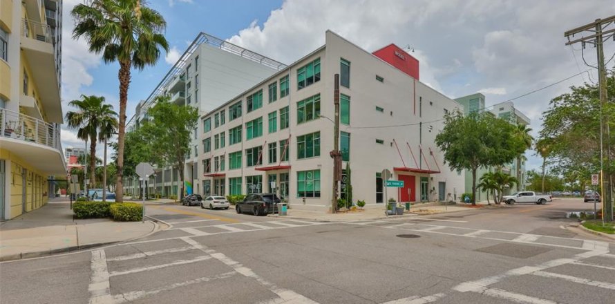 Condo in Tampa, Florida, 1 bedroom  № 1767085