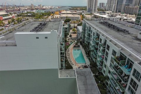 Condo in Tampa, Florida, 1 bedroom  № 1767085 - photo 19