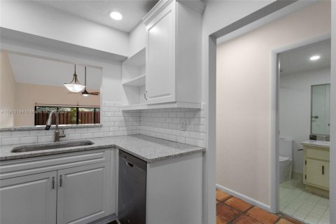 Touwnhouse à louer à Davie, Floride: 2 chambres, 124.12 m2 № 1966422 - photo 9