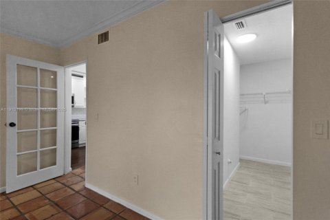 Touwnhouse à louer à Davie, Floride: 2 chambres, 124.12 m2 № 1966422 - photo 19