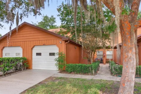 Townhouse in Ocala, Florida 2 bedrooms, 111.39 sq.m. № 2150070