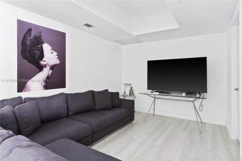 Condominio en venta en Miami, Florida, 2 dormitorios, 121.98 m2 № 1790905 - foto 4