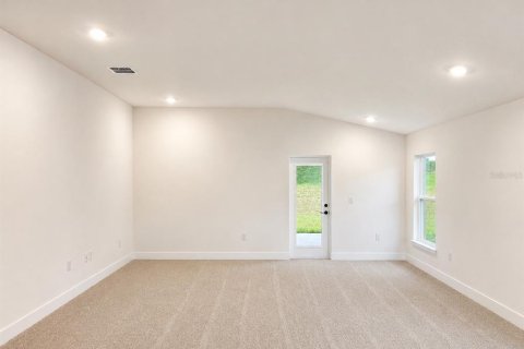 Casa en venta en Leesburg, Florida, 3 dormitorios, 165.37 m2 № 2126119 - foto 2